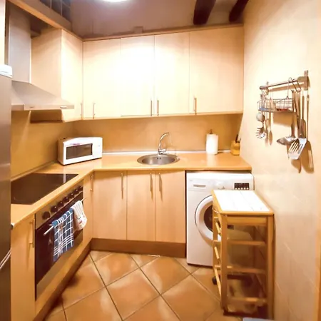 Apartment Modern In With Garden And Sports Facilities *
